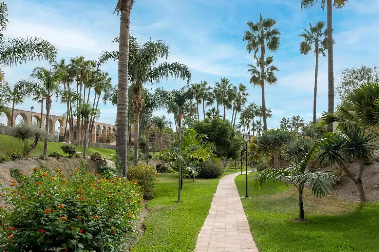 Casablanca 35 Oasis Properties Nerja Apartment